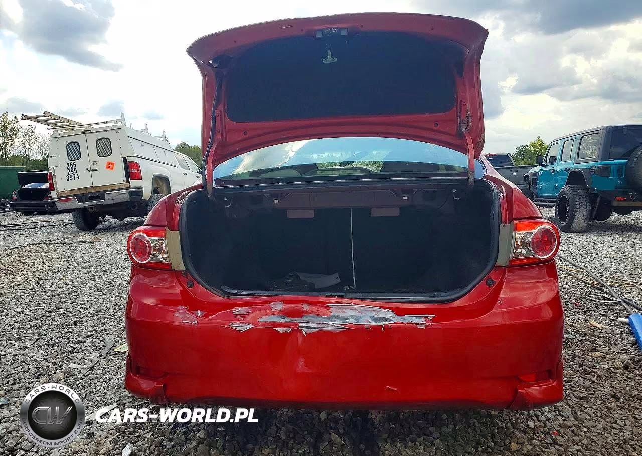2013 Toyota Corolla Le VIN:5YFBU4EE9DP167414 - 6