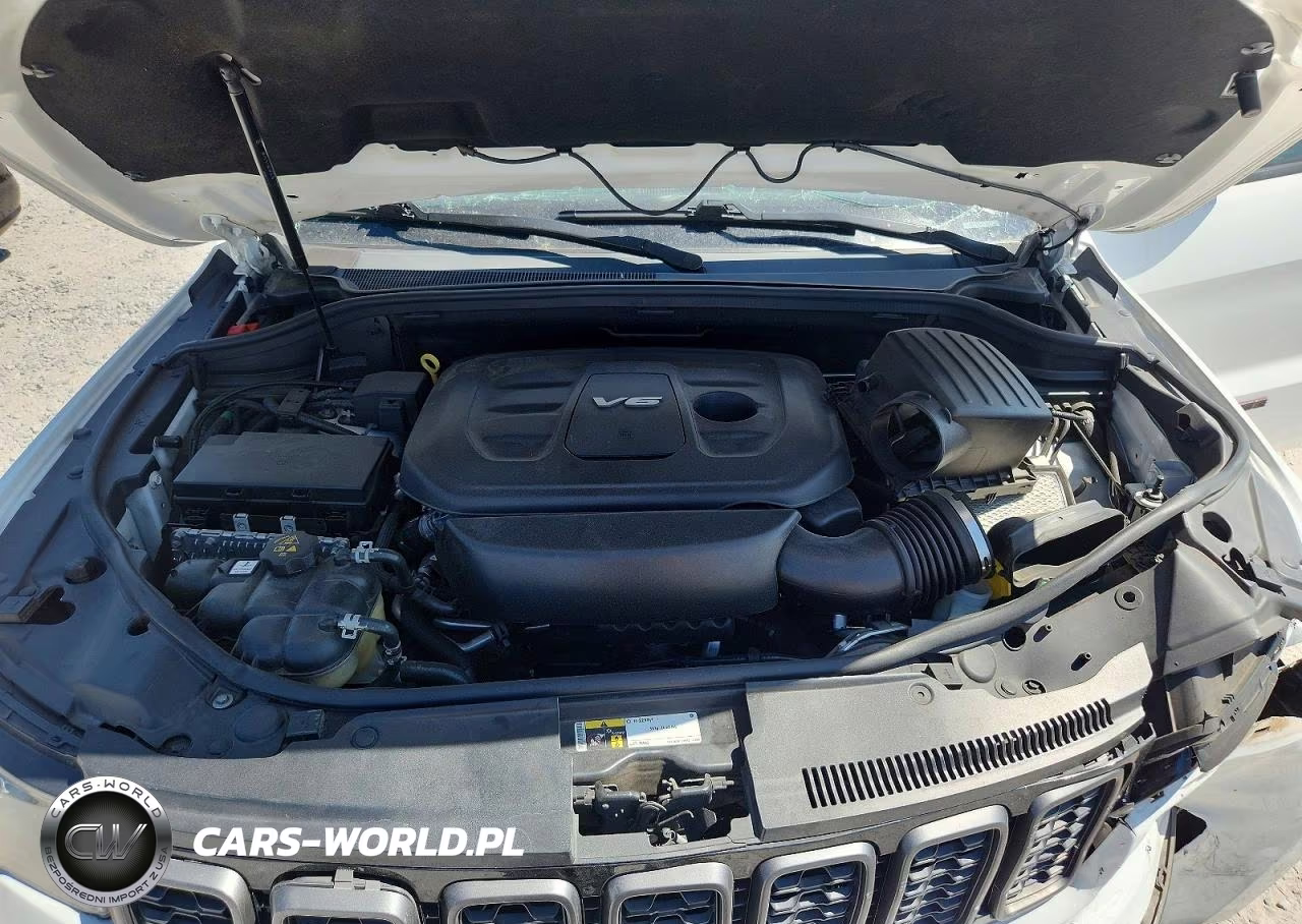 2018 Jeep Grand Cherokee Trailhawk VIN:1C4RJFLG7JC305902 - 12
