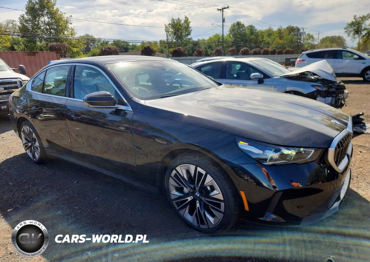 2026 BMW 530 Xi VIN:WBA53FJ03TCV30509 - 4