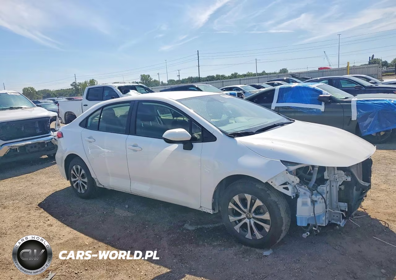 2022 Toyota Corolla Le VIN:JTDEAMDE8NJ042711 - 4