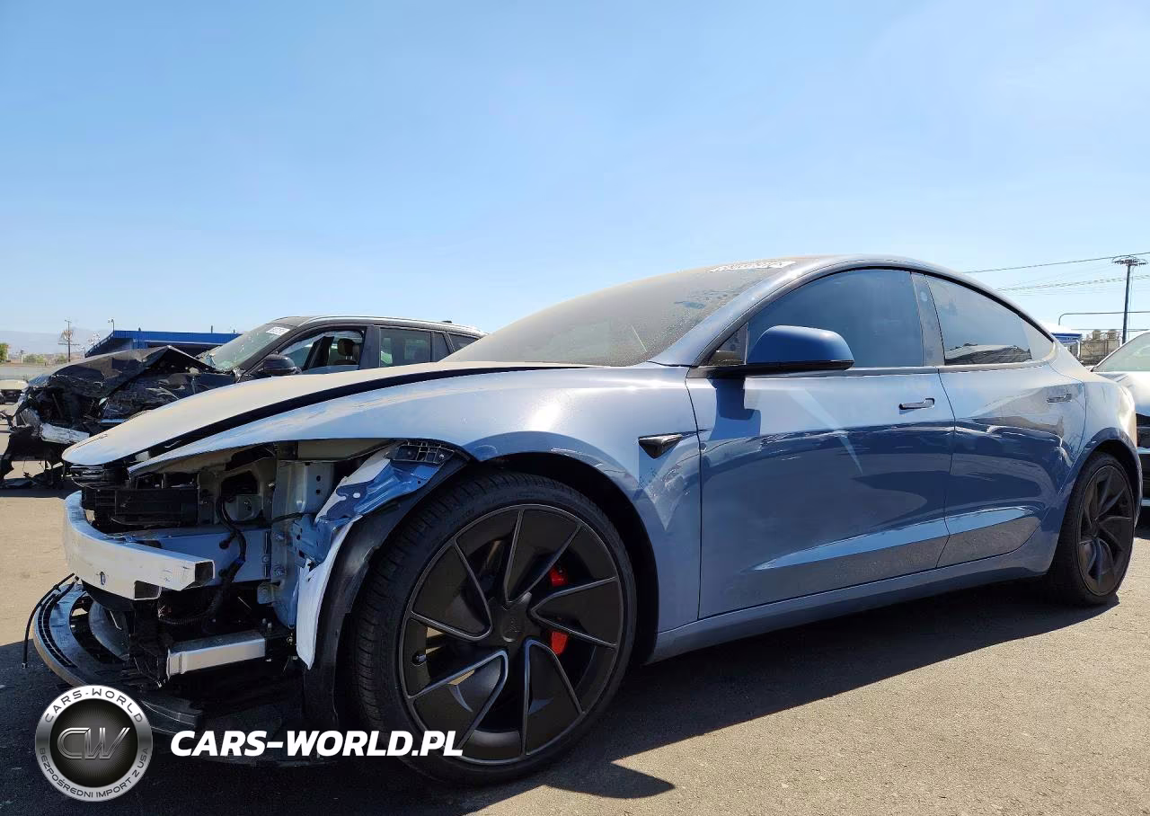 2026 Tesla Model 3 VIN:5YJ3E1ET9TF204549 - 1