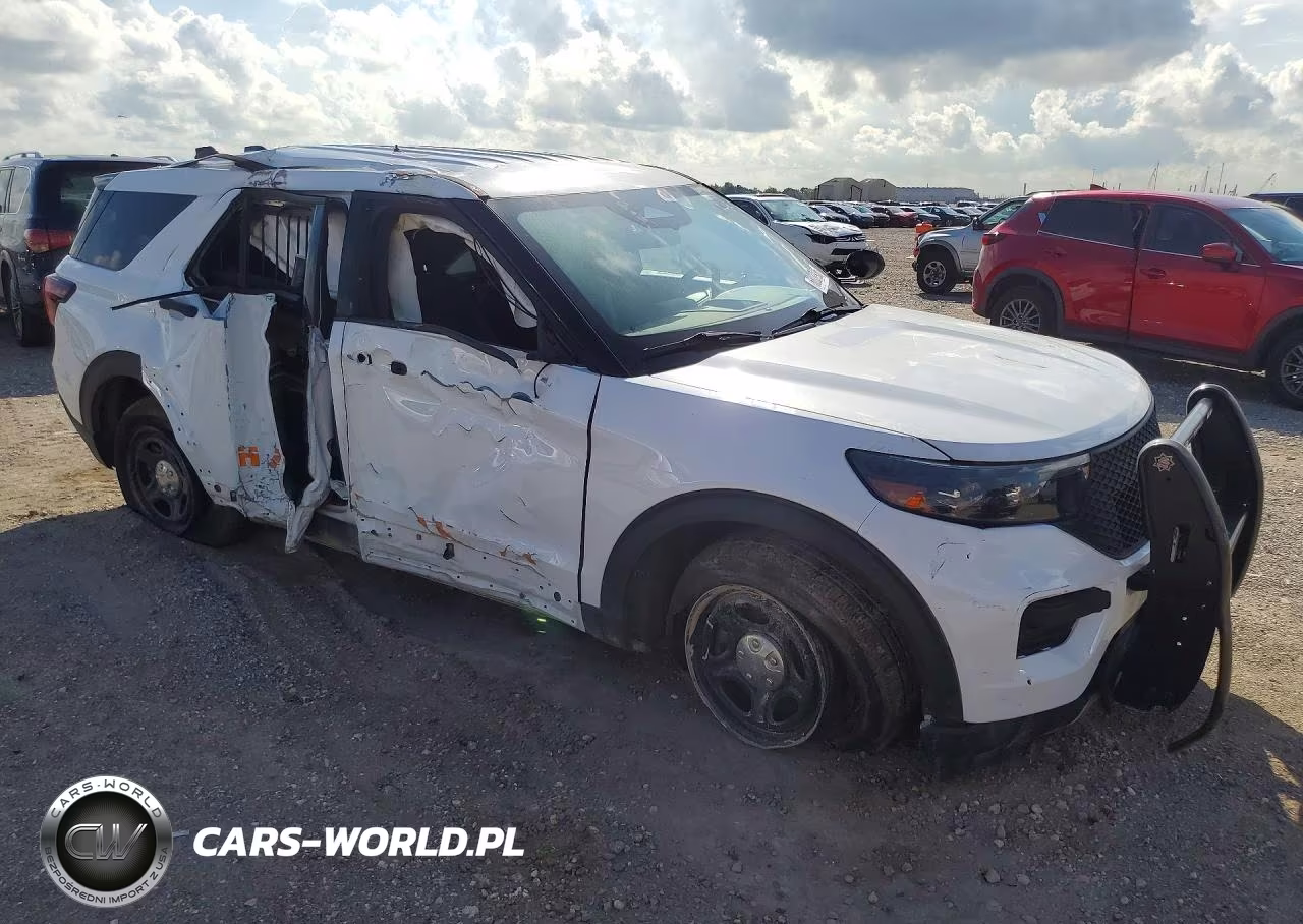2025 Ford Explorer Police Interceptor VIN:1FM5K8AW3SGA86296 - 4