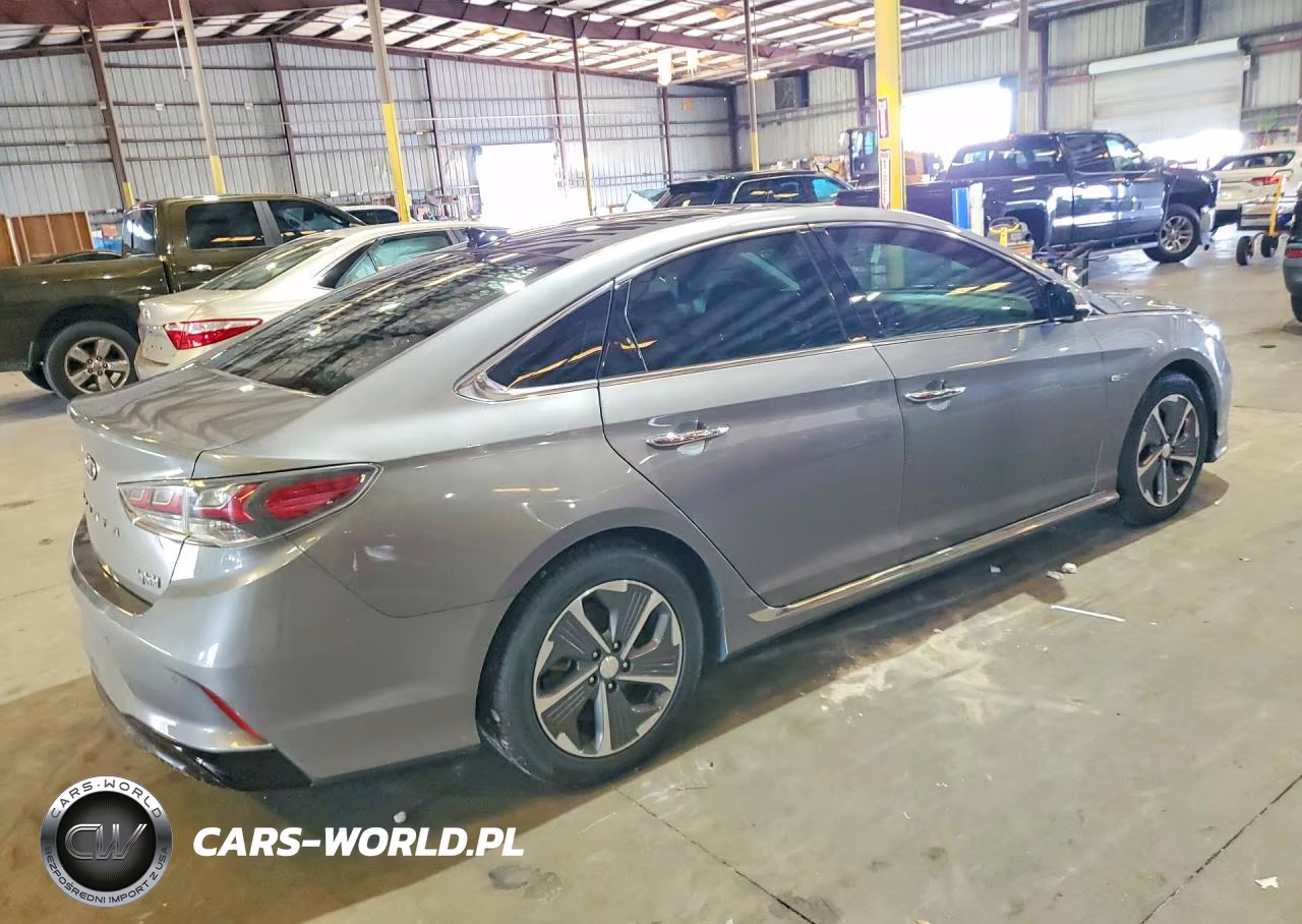 2018 Hyundai Sonata Hybrid Limited VIN:KMHE34L3XJA083356 - 3