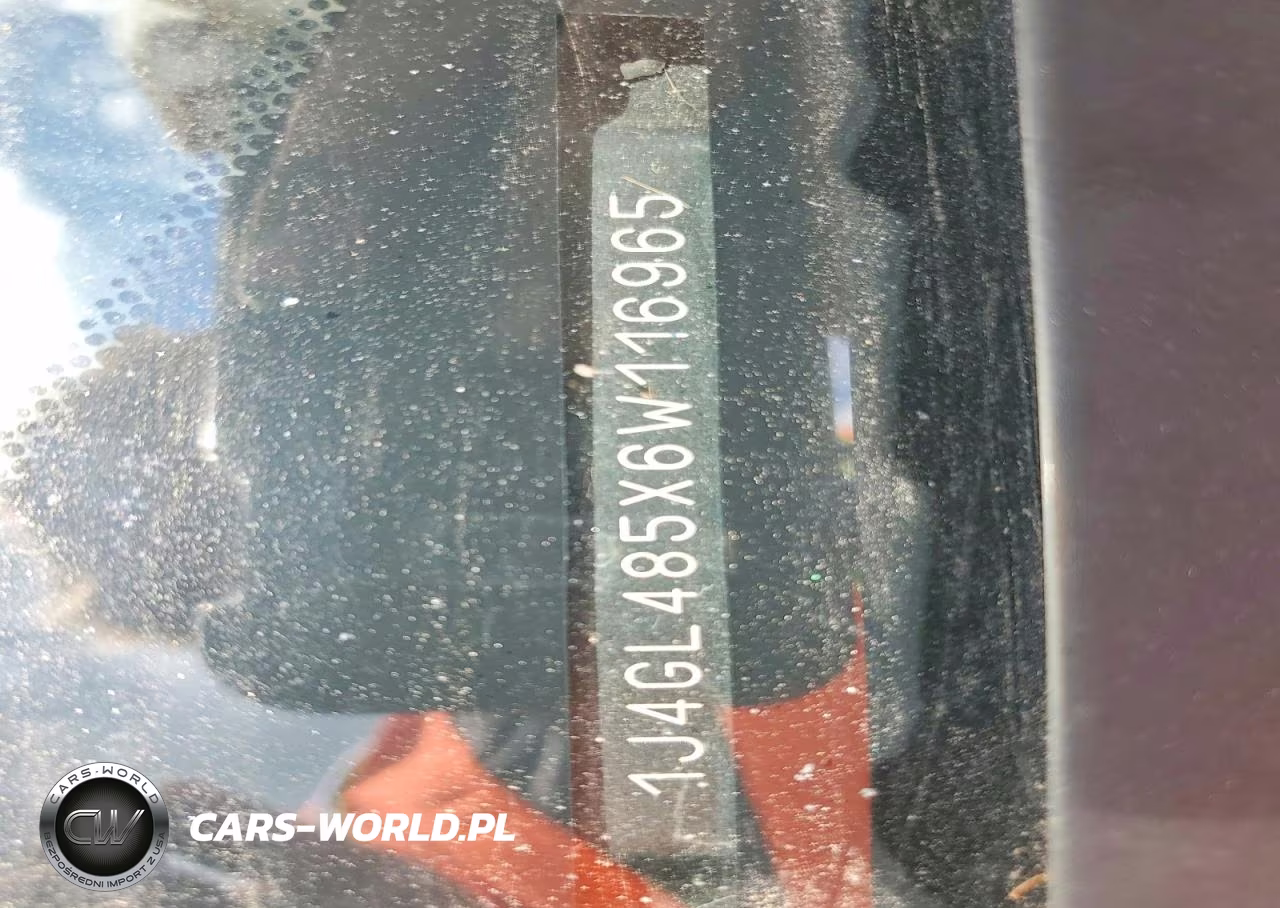 2006 Jeep Liberty Sport VIN:1J4GL485X6W116965 - 13
