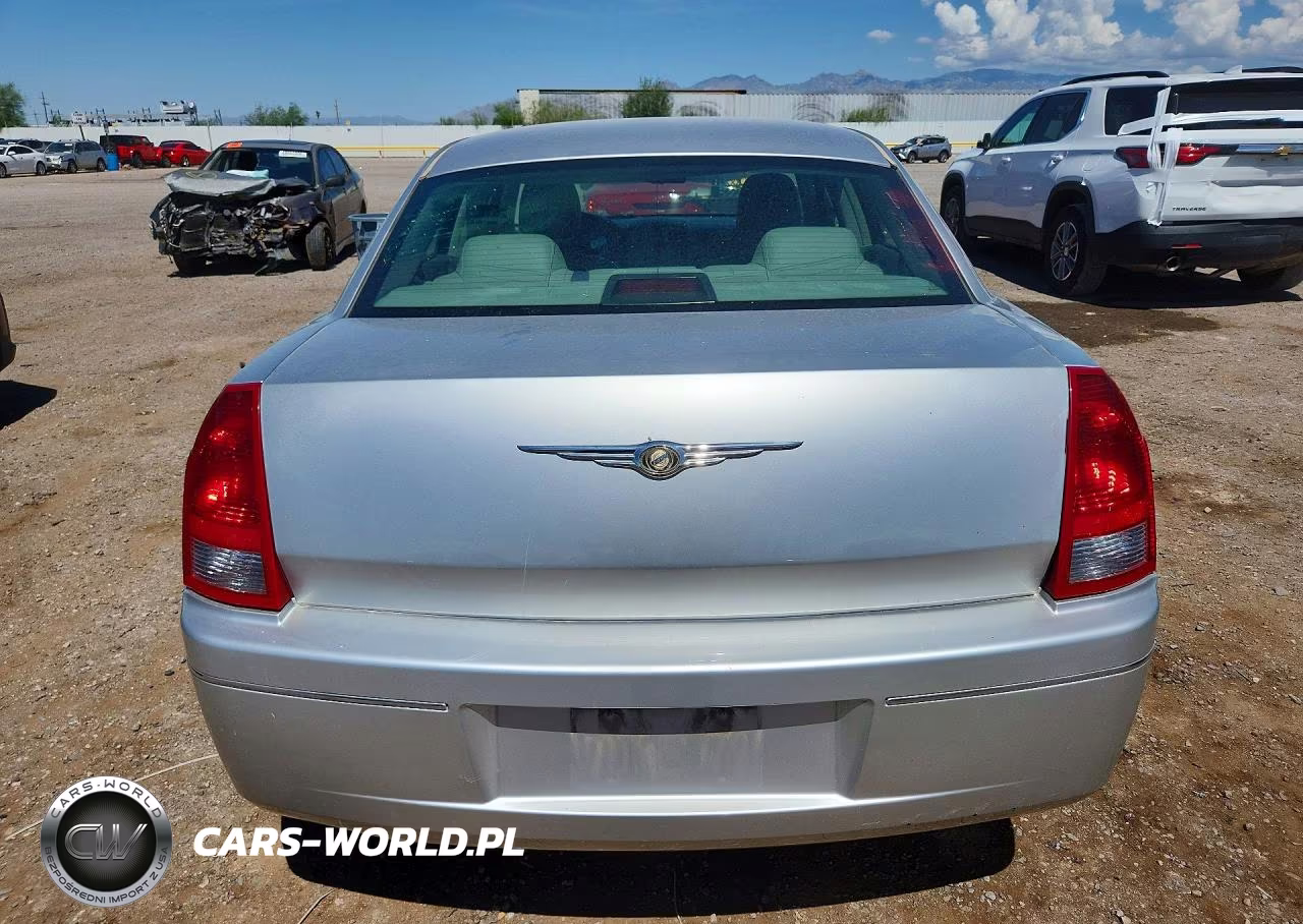 2006 Chrysler 300 Touring VIN:2C3KA53G06H353116 - 6