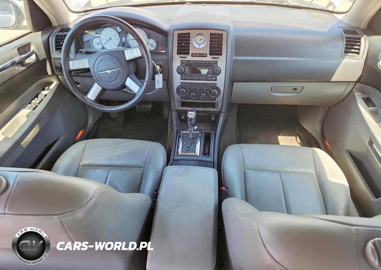 2006 Chrysler 300 Touring VIN:2C3KA53G06H353116 - 8