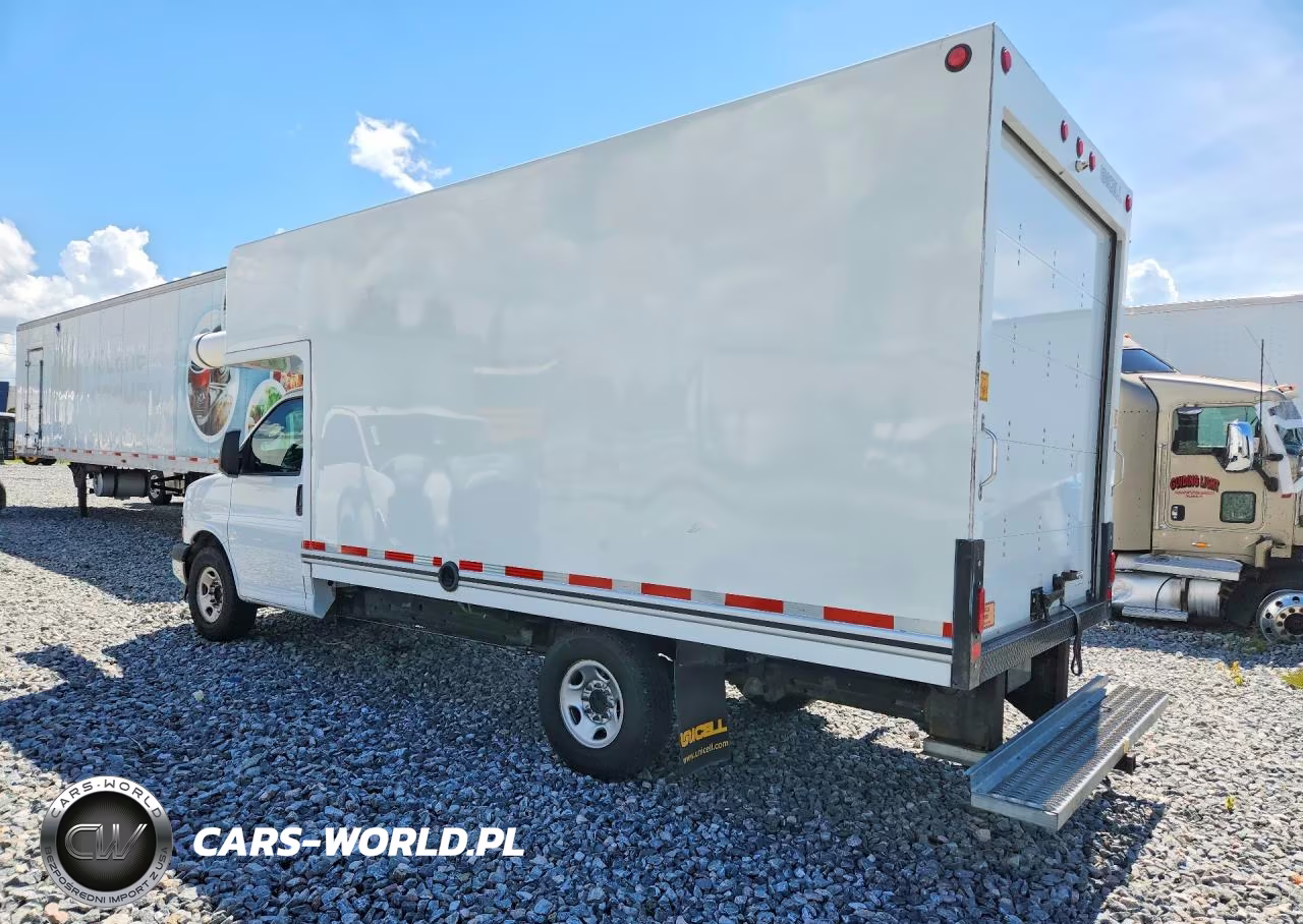 2021 Chevrolet Express Box Truck VIN:1GB0GSF71M1234048 - 2