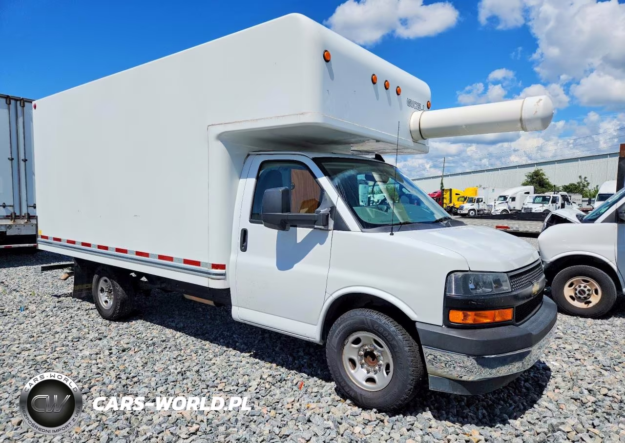 2021 Chevrolet Express Box Truck VIN:1GB0GSF71M1234048 - 4