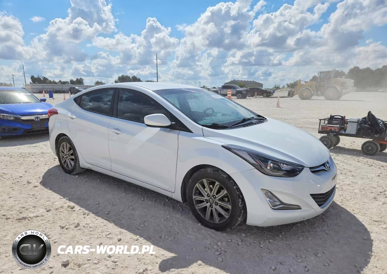 2016 Hyundai Elantra Se VIN:5NPDH4AE8GH757124 - 4