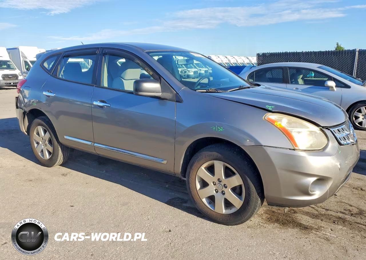 2011 Nissan Rogue S VIN:JN8AS5MT8BW159482 - 4