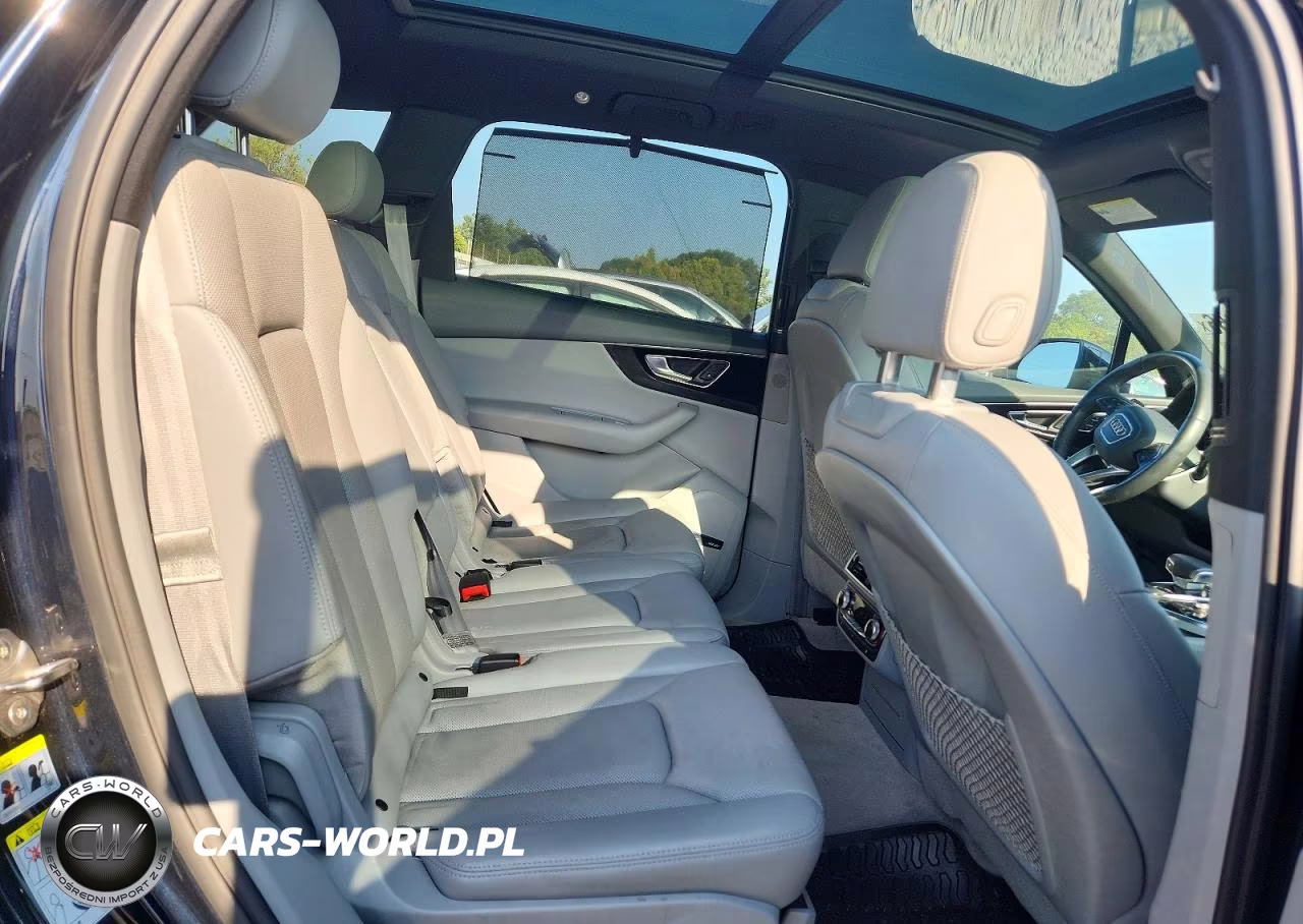 2017 Audi Q7 Premium Plus VIN:WA1LAAF70HD036239 - 11