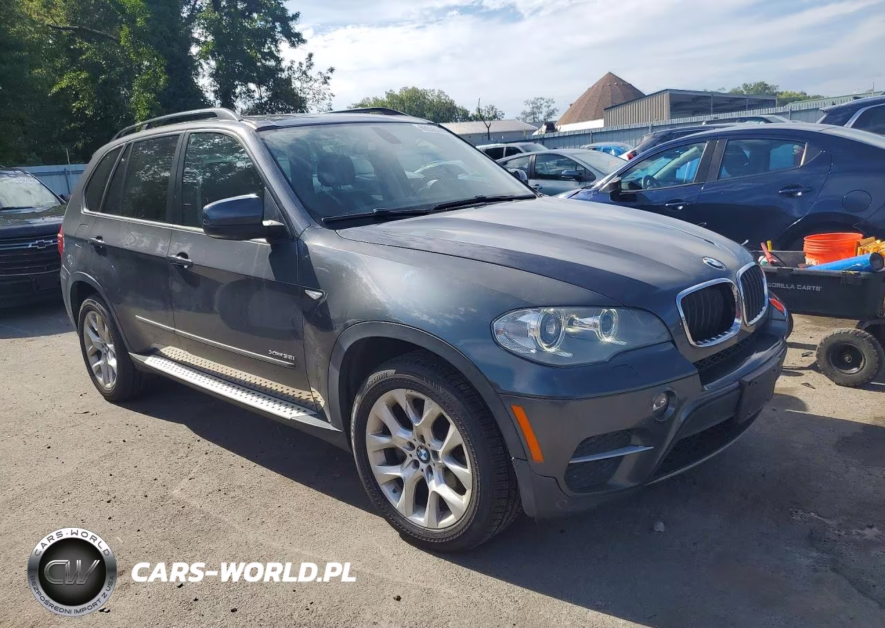 2012 BMW X5 xDrive35I VIN:5UXZV4C51CL992335 - 4