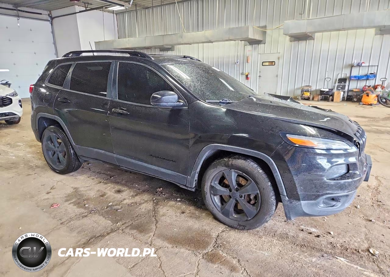 2017 Jeep Cherokee Limited VIN:1C4PJMDB5HW625047 - 4