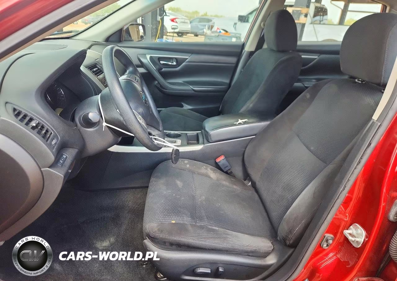 2015 Nissan Altima 2.5 S VIN:1N4AL3APXFC584705 - 7