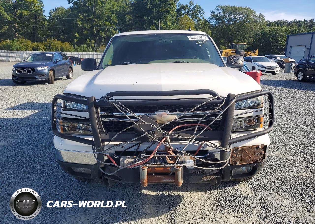 2006 Chevrolet Silverado K1500 Heavy Duty VIN:1GCGK13U66F180992 - 5