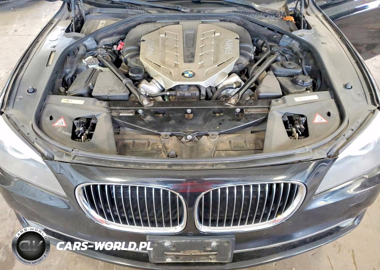 2010 BMW 750 I xDrive VIN:WBAKC6C57ACL67632 - 11