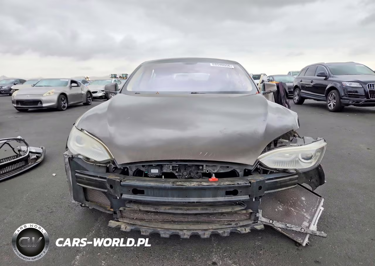 2014 Tesla Model S VIN:5YJSA1S17EFP29414 - 5