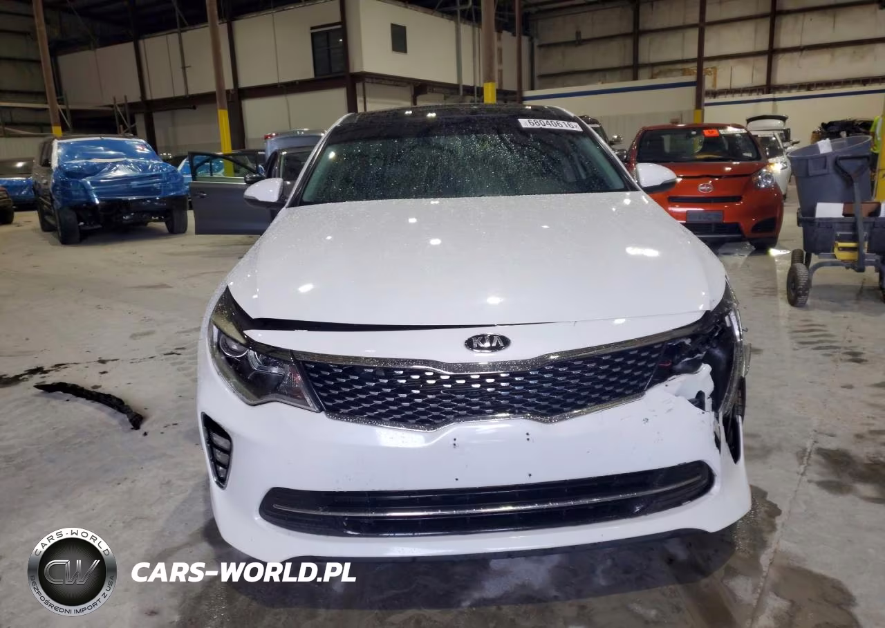 2018 Kia Optima S VIN:5XXGT4L31JG242153 - 5