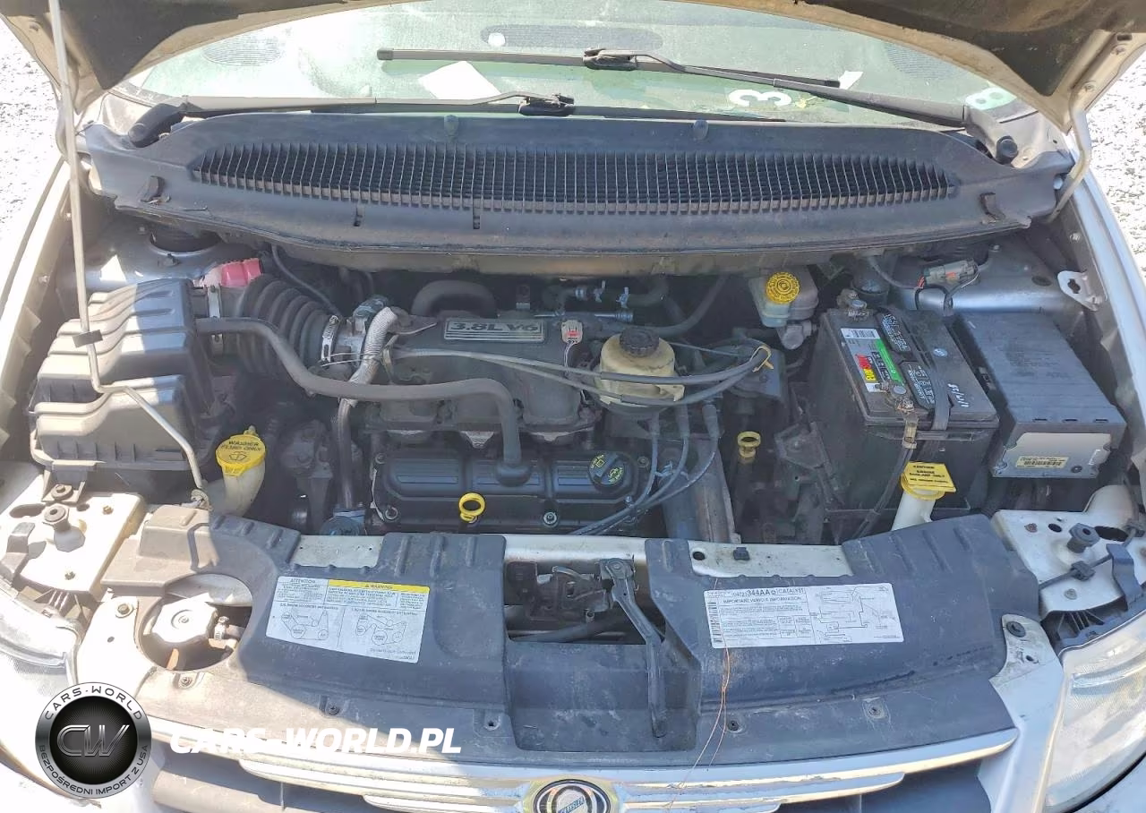 2005 Chrysler Town And Country Touring VIN:2C4GP54L25R571921 - 12