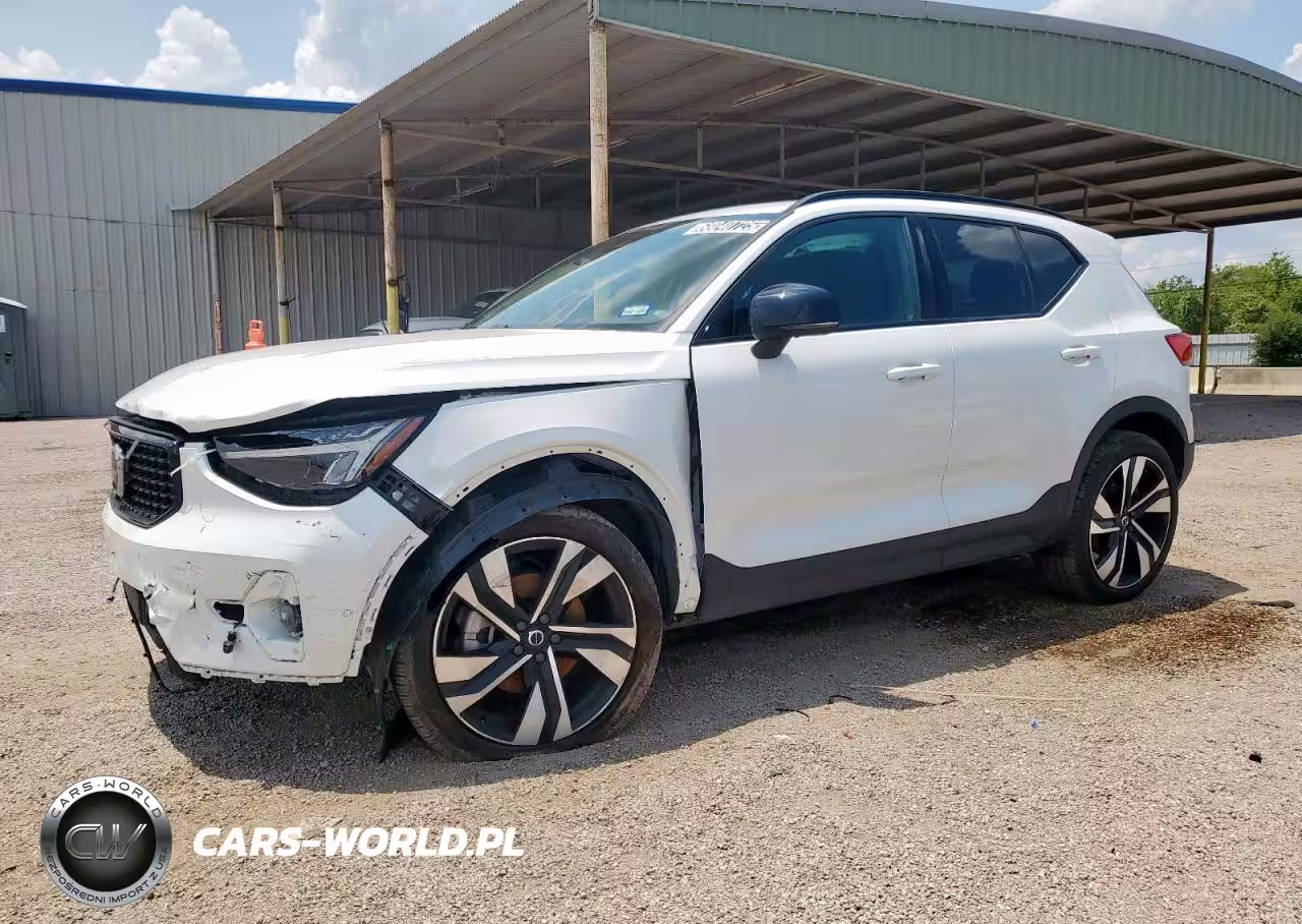 2025 Volvo Xc40 Plus