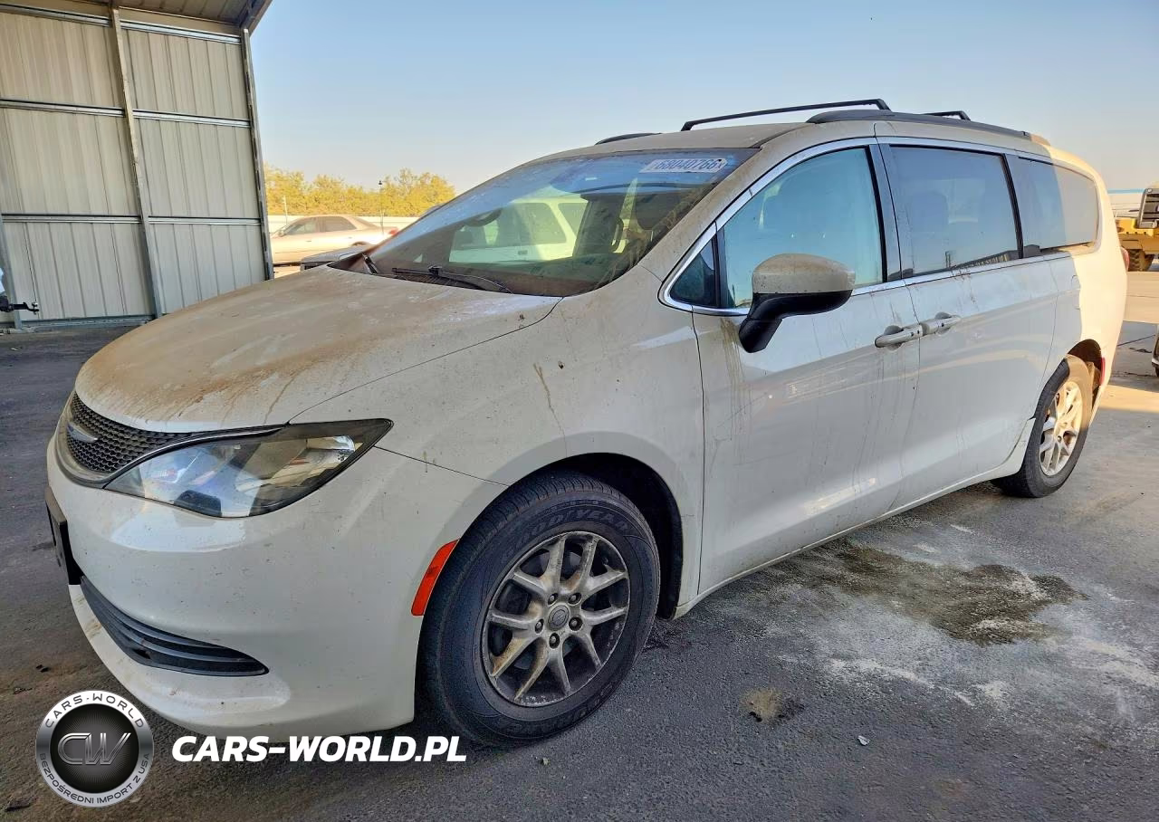 2020 Chrysler Voyager Lxi