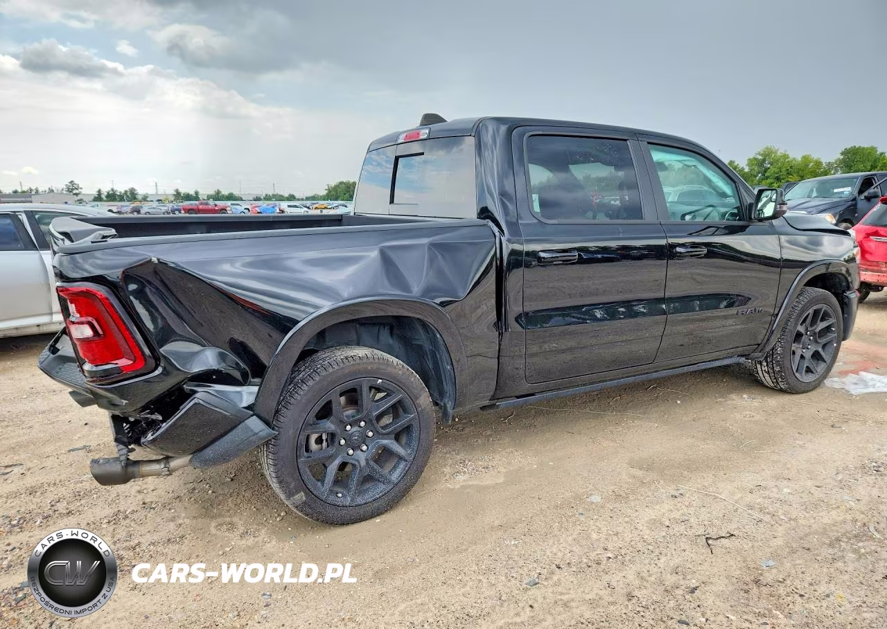 2025 Ram 1500 Laramie VIN:1C6SRFJP3SN641573 - 3