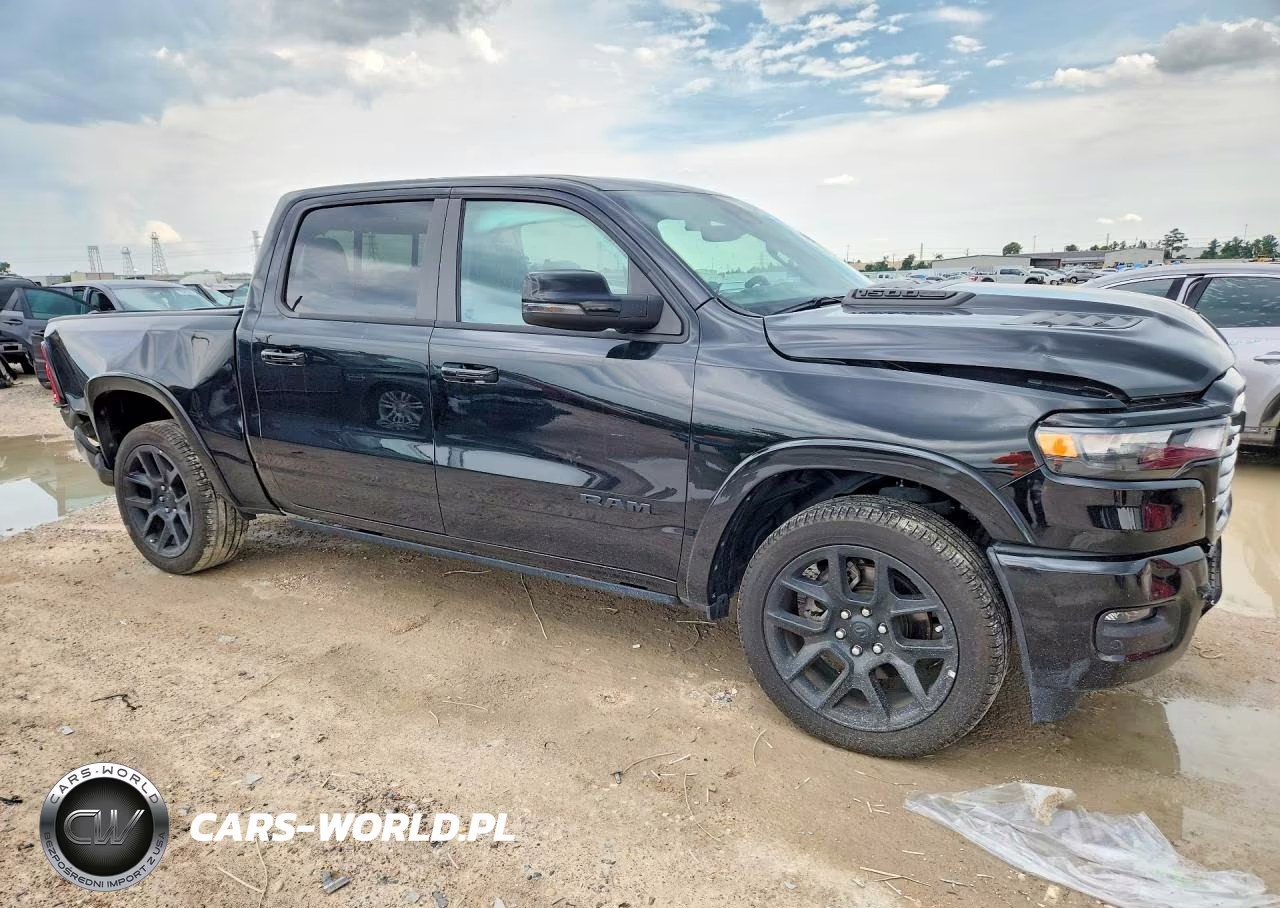 2025 Ram 1500 Laramie VIN:1C6SRFJP3SN641573 - 4