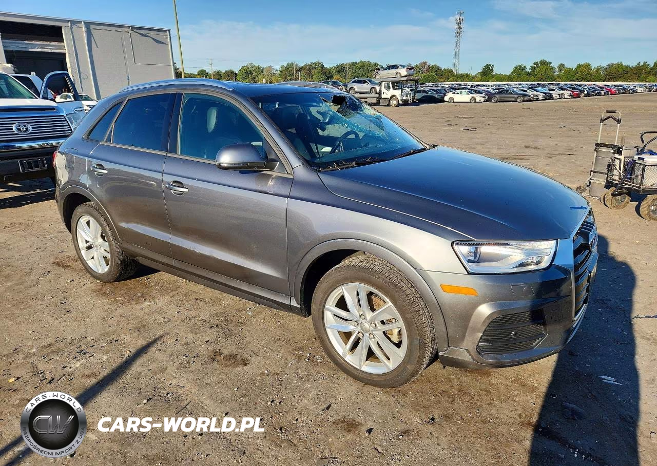 2017 Audi Q3 Premium VIN:WA1ECCFS5HR011536 - 4