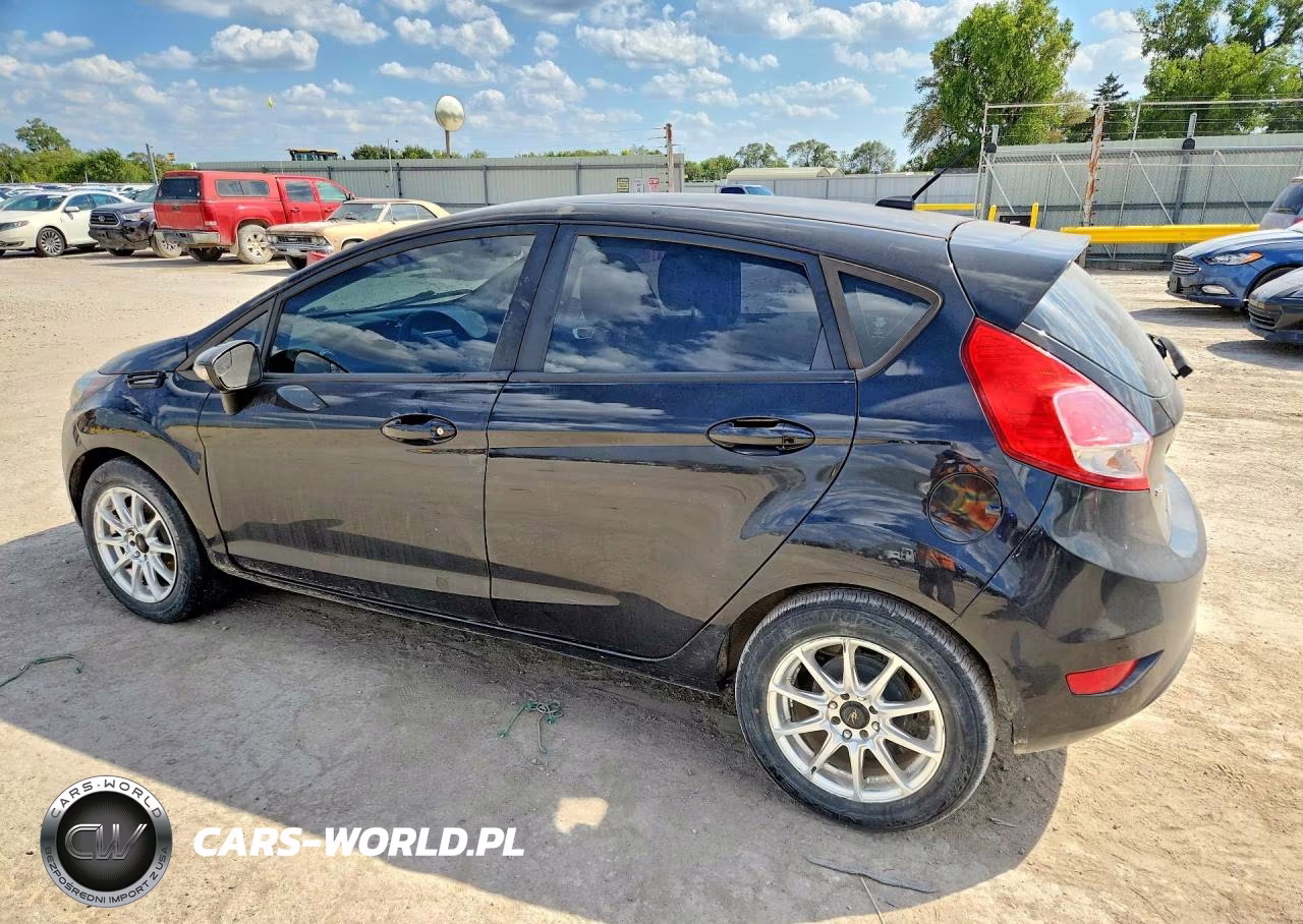 2015 Ford Fiesta Se VIN:3FADP4EJ2FM129391 - 2