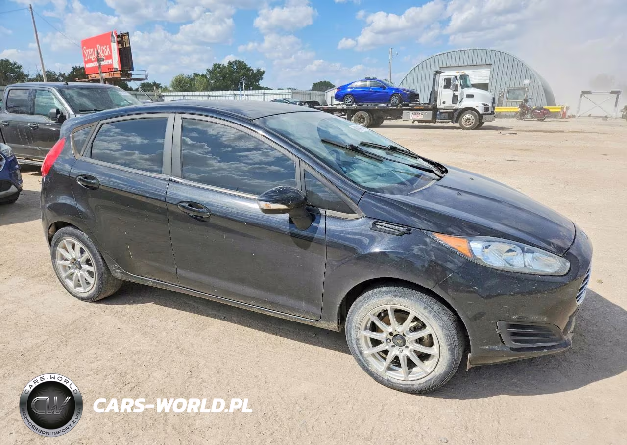 2015 Ford Fiesta Se VIN:3FADP4EJ2FM129391 - 4