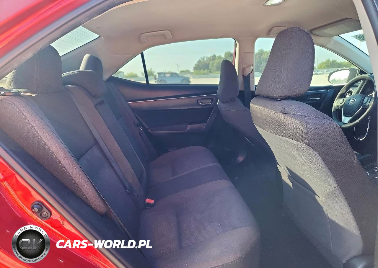 2017 Toyota Corolla Le VIN:5YFBURHE2HP677246 - 10