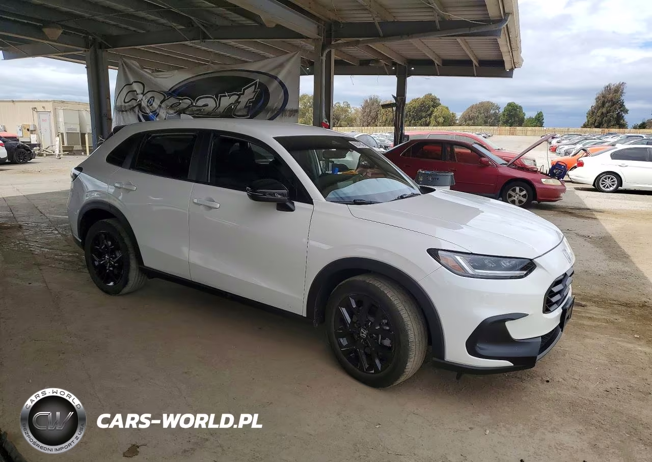 2025 Honda Hr-V Sport VIN:3CZRZ2H52SM747666 - 4