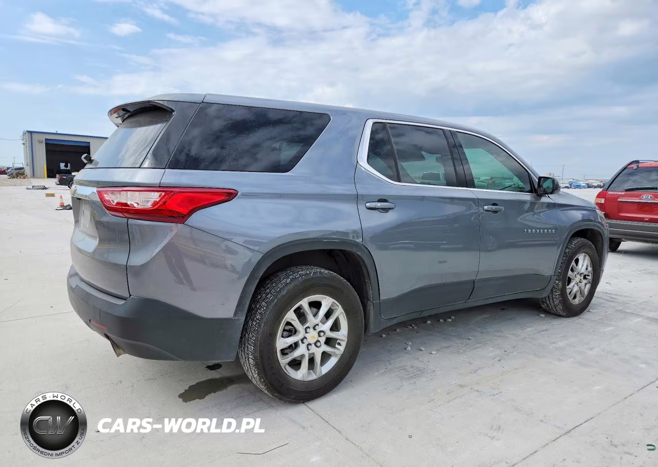 2020 Chevrolet Traverse Ls VIN:1GNERFKW0LJ288074 - 3