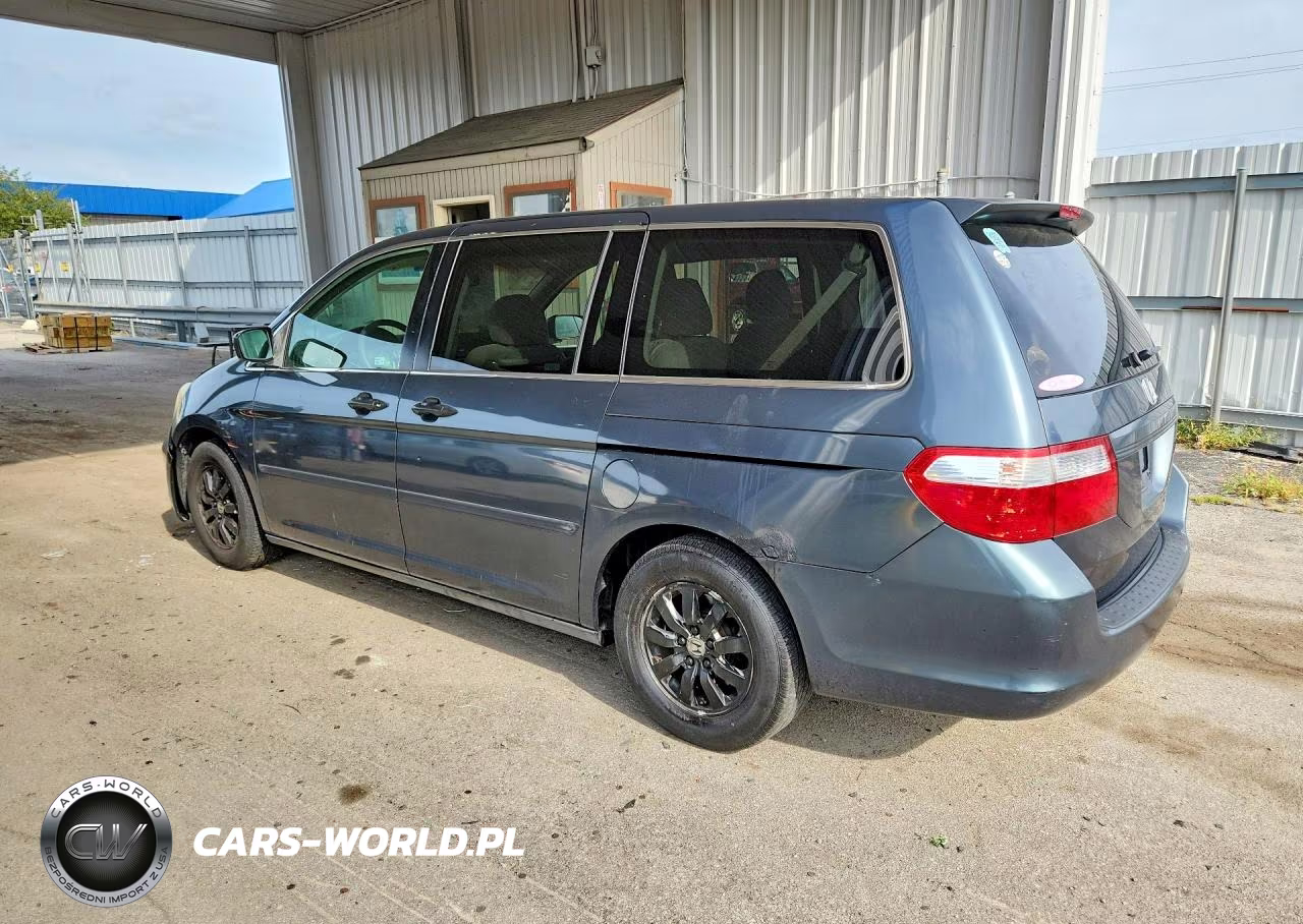 2005 Honda Odyssey Lx VIN:5FNRL38275B097325 - 2