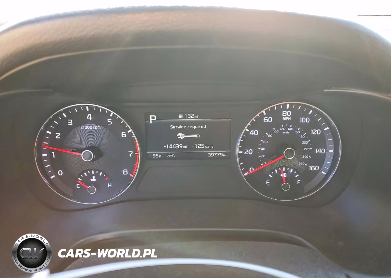 2024 Kia Forte Gt Line VIN:3KPF54AD8RE732479 - 9