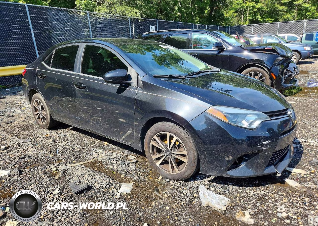 2015 Toyota Corolla Le VIN:2T1BURHE3FC328240 - 4