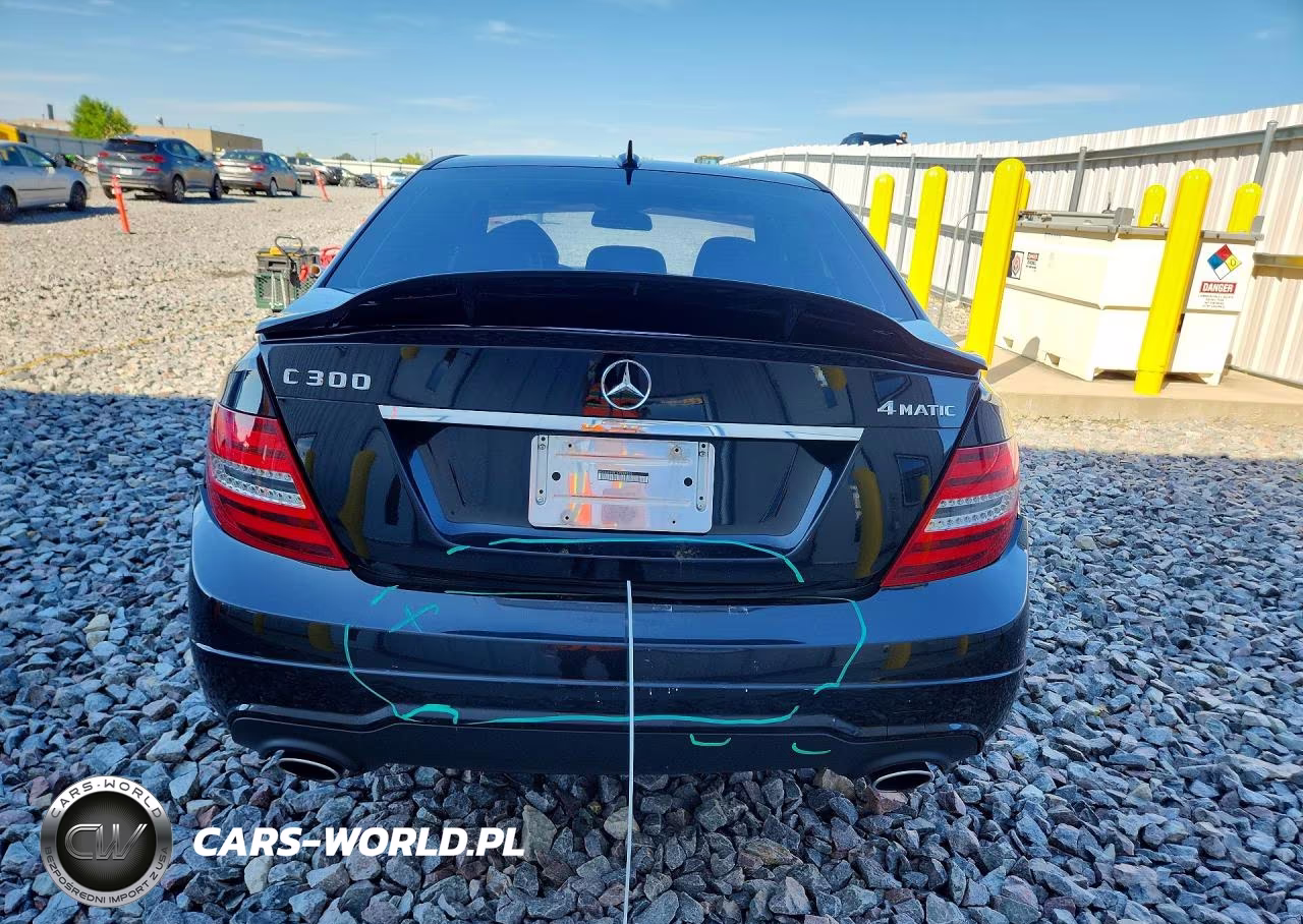 2012 Mercedes-Benz C 300 4Matic VIN:WDDGF8BB1CR209036 - 6