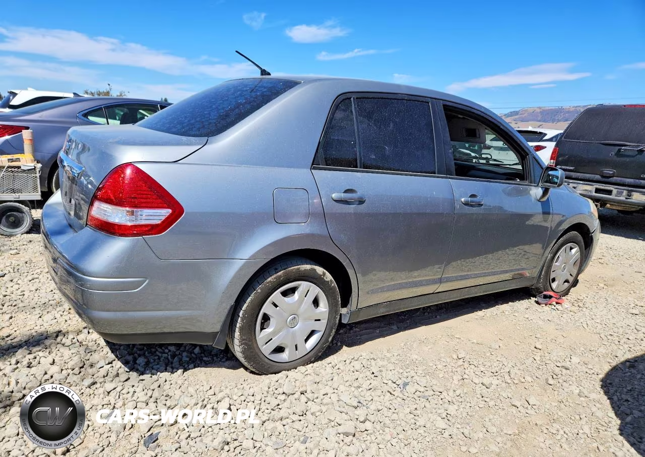 2011 Nissan Versa 1.8 S VIN:3N1BC1AP1BL497957 - 3