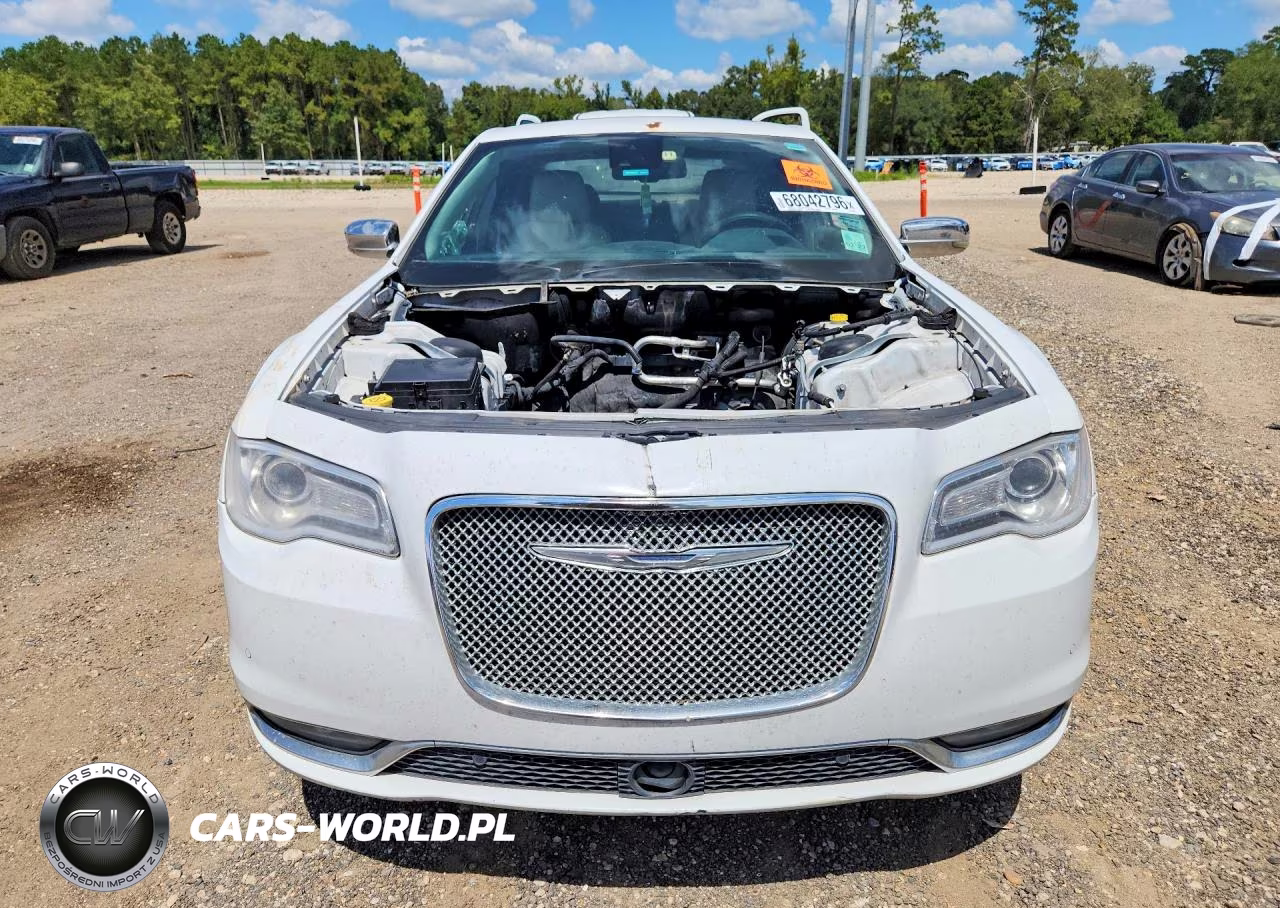 2016 Chrysler 300C VIN:2C3CCAEG4GH287434 - 5