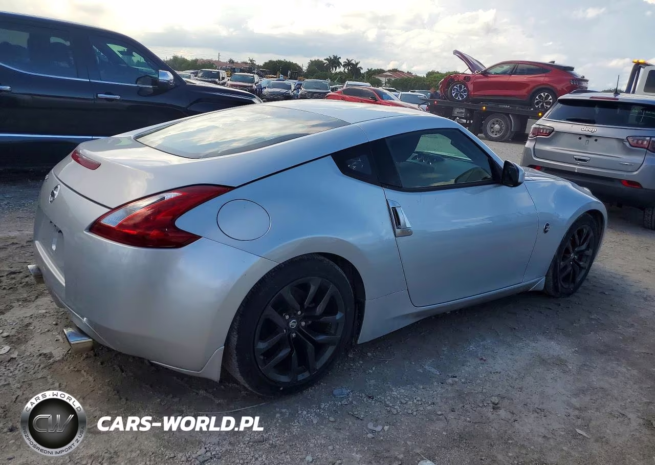 2016 Nissan 370Z Base VIN:JN1AZ4EH1GM934092 - 3