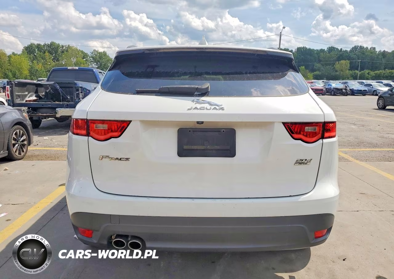 2018 Jaguar F-Pace Premium VIN:SADCJ2FN7JA255544 - 6