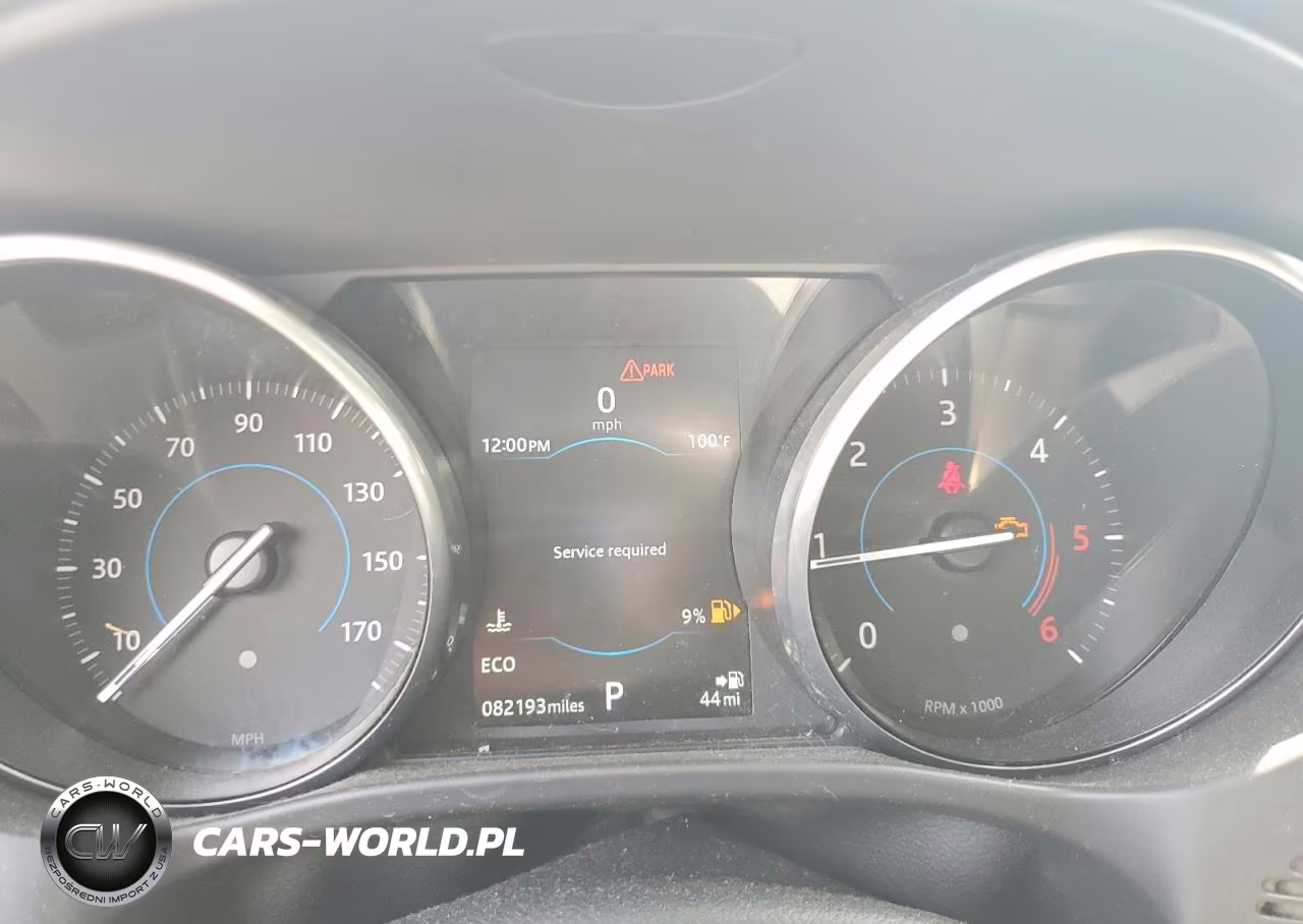 2018 Jaguar F-Pace Premium VIN:SADCJ2FN7JA255544 - 9
