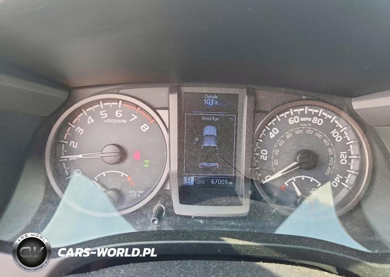 2018 Toyota Tacoma Trd Sport VIN:5TFCZ5AN7JX163859 - 9