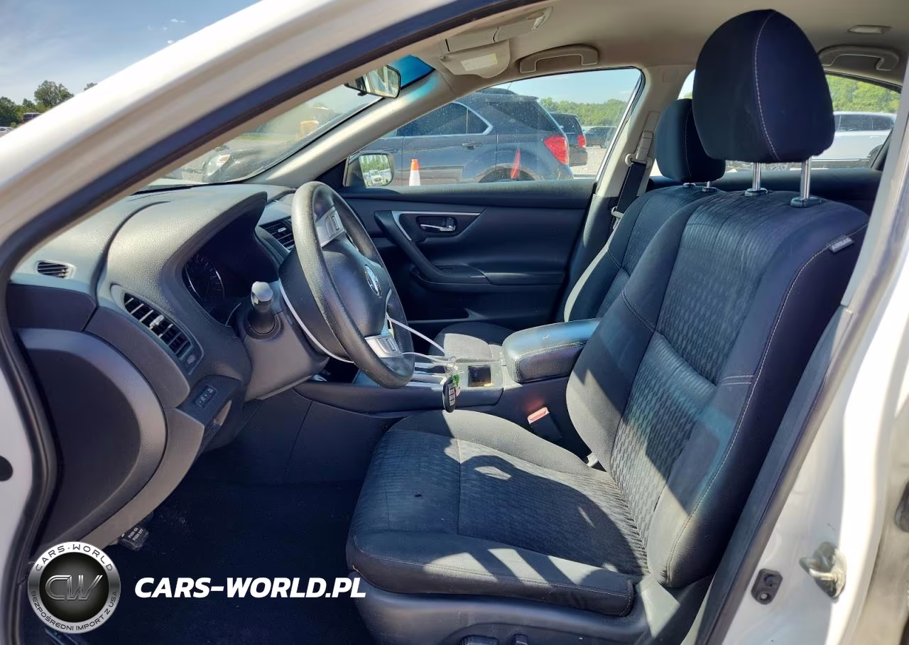 2017 Nissan Altima 2.5 S VIN:1N4AL3AP7HN365515 - 7