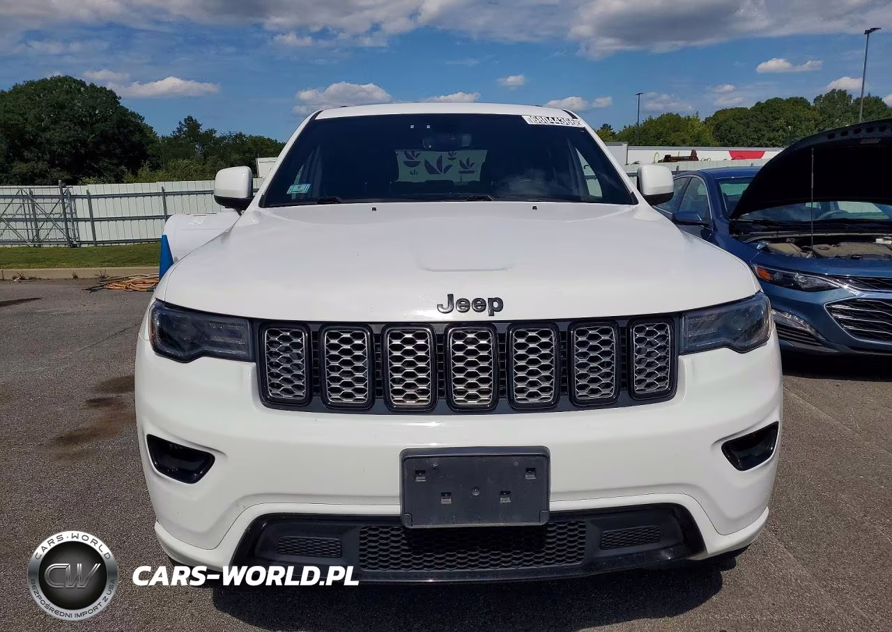 2022 Jeep Grand Cherokee Laredo E VIN:1C4RJFAG1NC112413 - 5