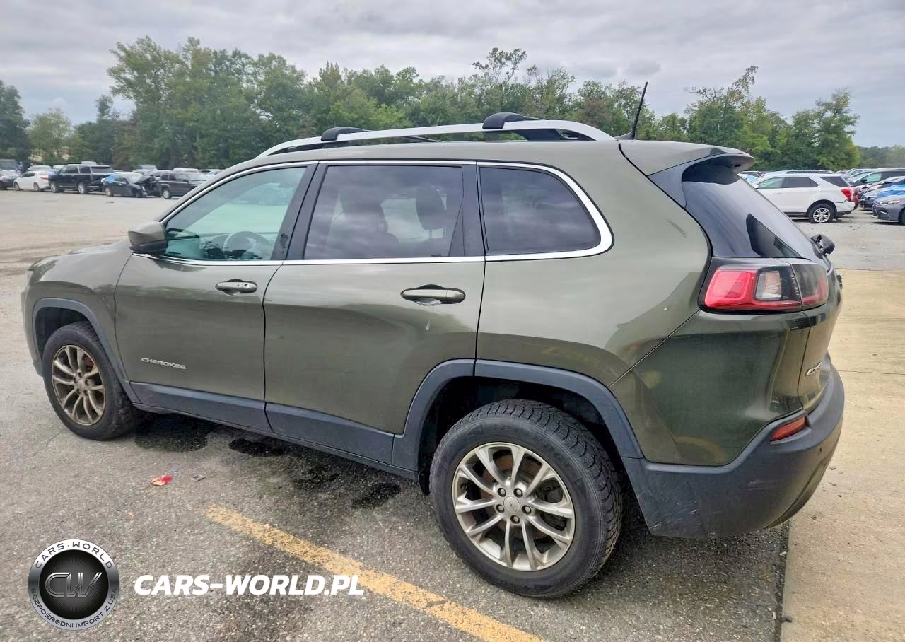 2019 Jeep Cherokee Latitude Plus VIN:1C4PJMLX1KD311346 - 2