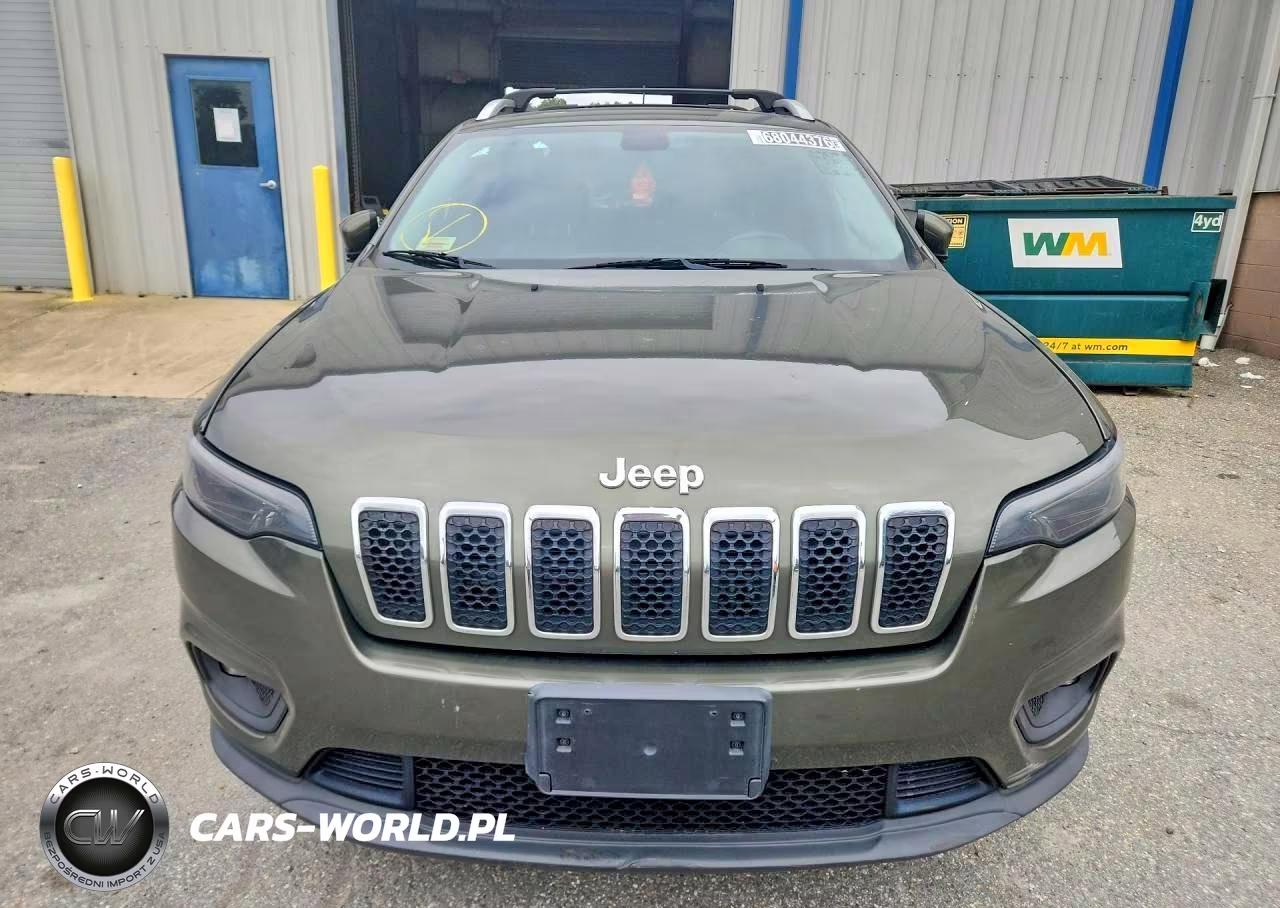 2019 Jeep Cherokee Latitude Plus VIN:1C4PJMLX1KD311346 - 5