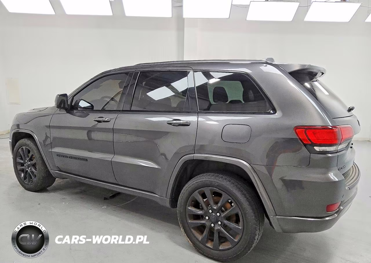 2019 Jeep Grand Cherokee Laredo VIN:1C4RJFAG6KC526959 - 2