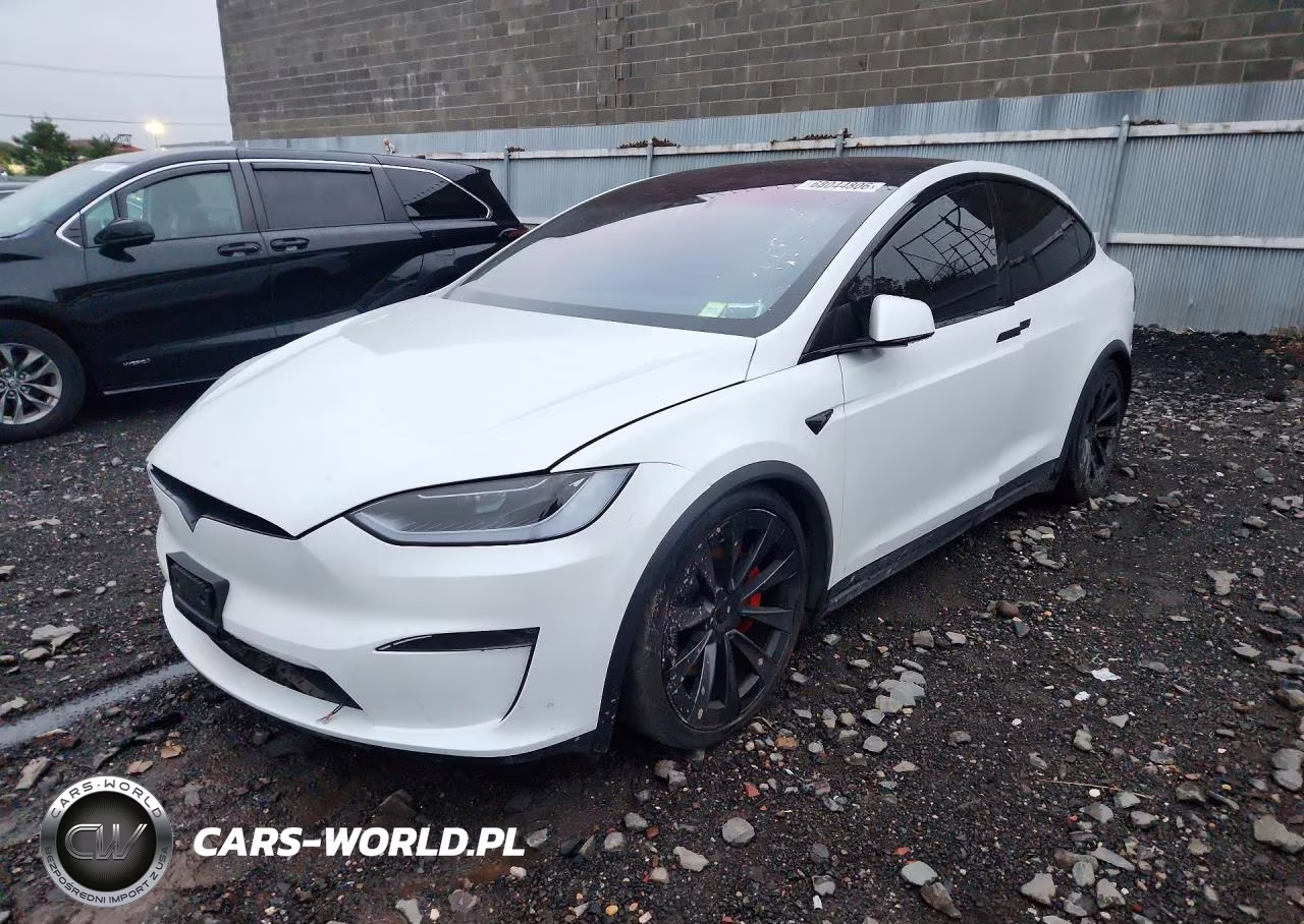 2024 Tesla Model X – zdjęcie 1 z 12