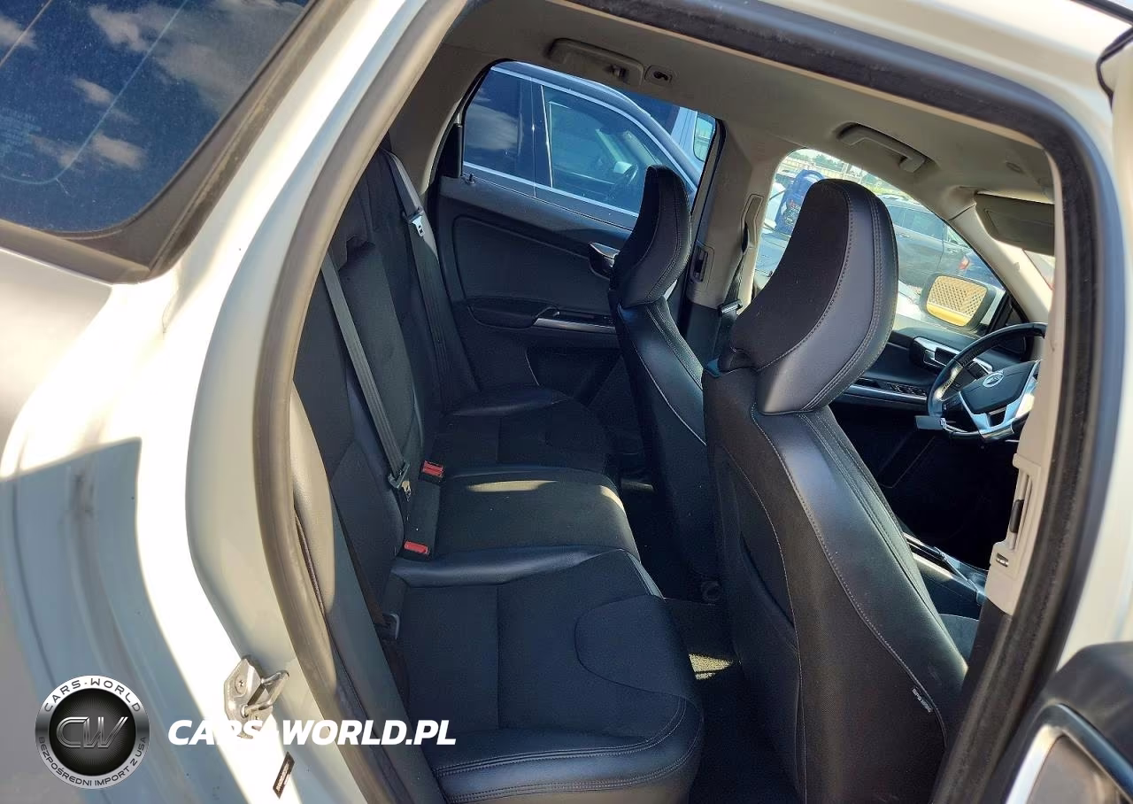 2015 Volvo Xc60 T5 VIN:YV440MDJ0F2729671 - 11